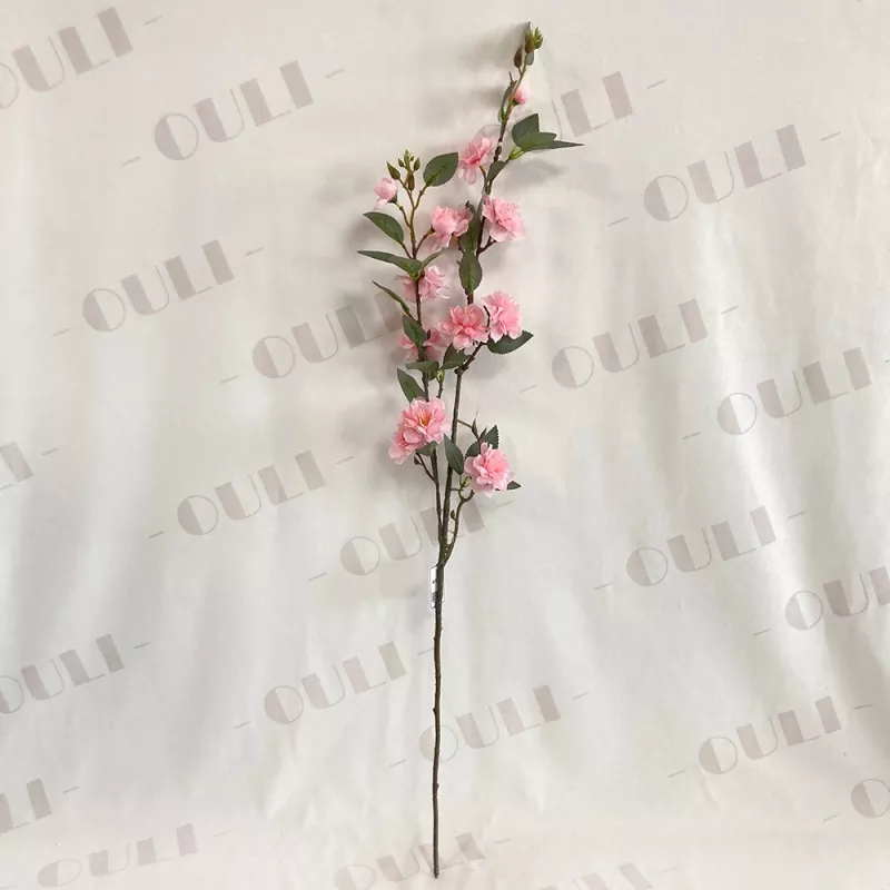 Floare de camelie artificială