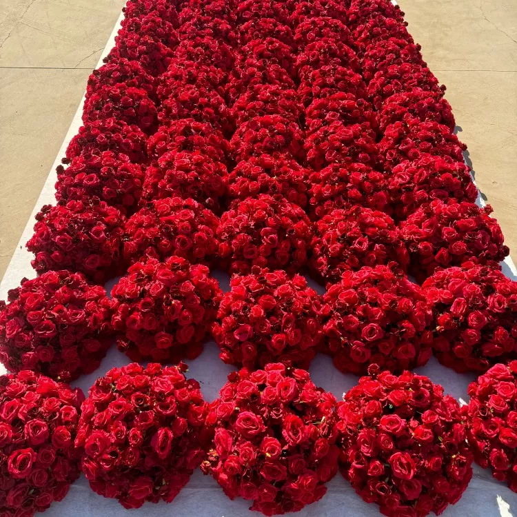 Ball de flori artificiale