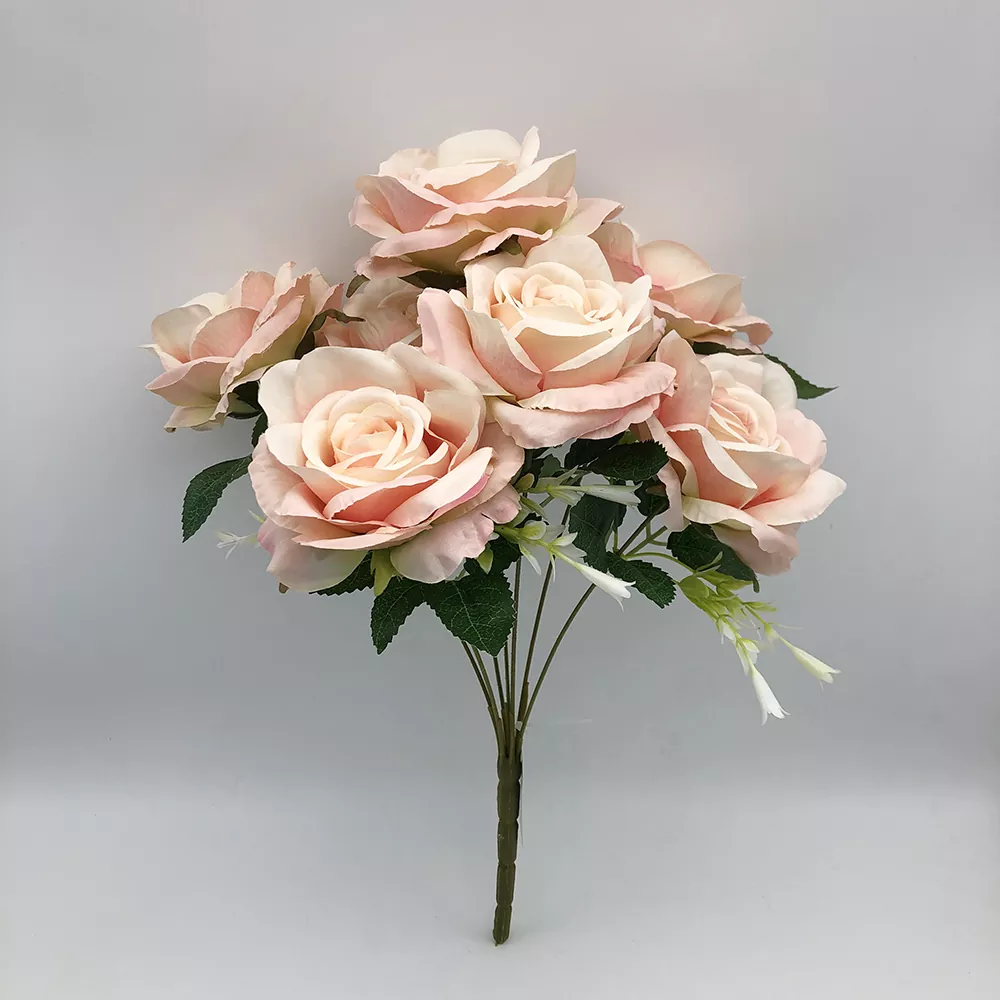 Buchet de trandafiri de flori artificiale