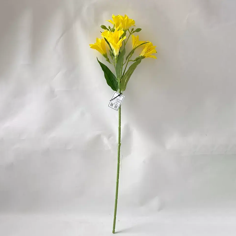 Floare de crin artificială de mătase